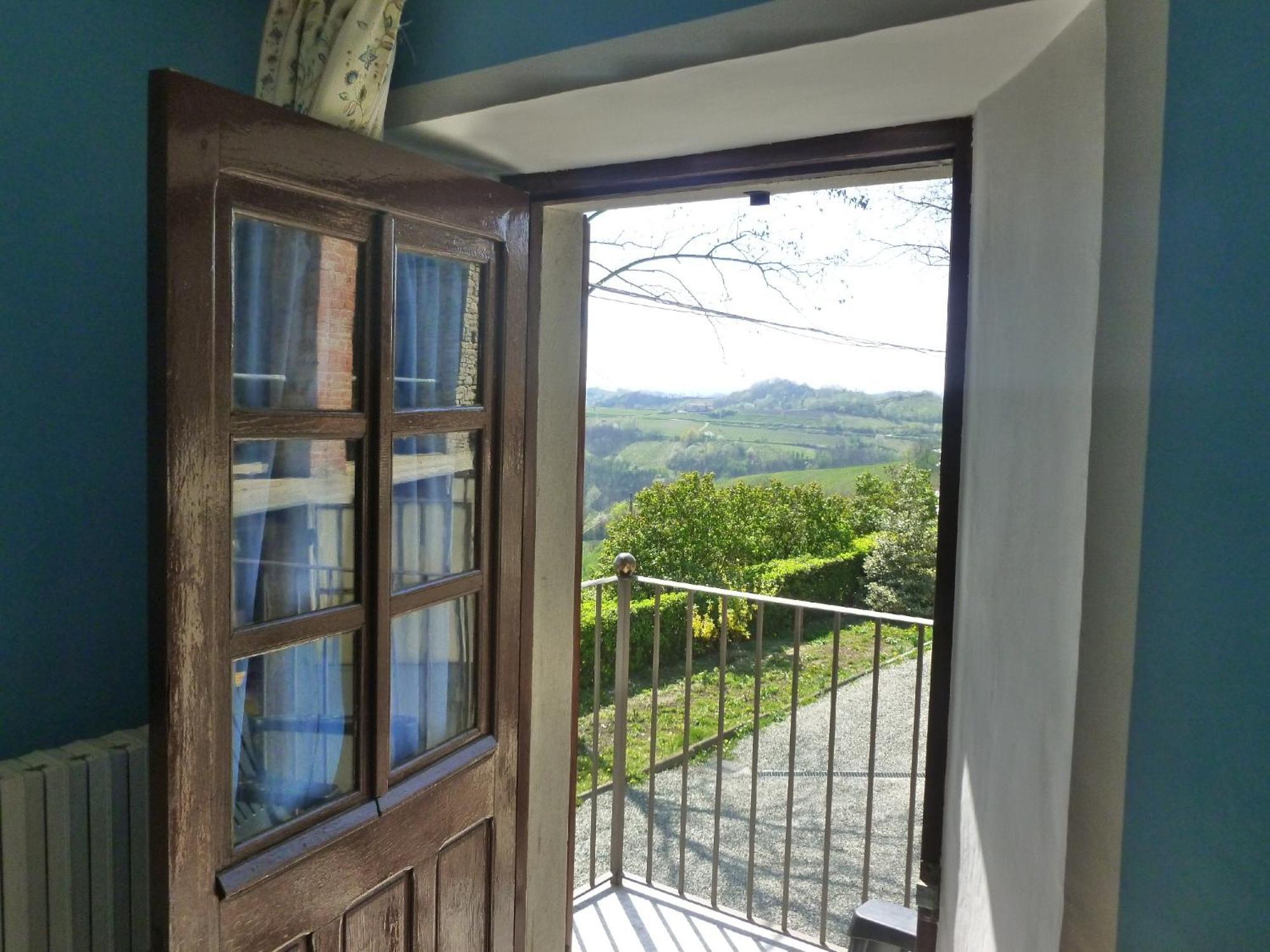 Bed And Breakfast Val D'Oche Castel Boglione Δωμάτιο φωτογραφία